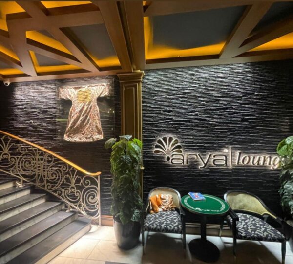 Second image of Ocean Negra Bianca taş panel